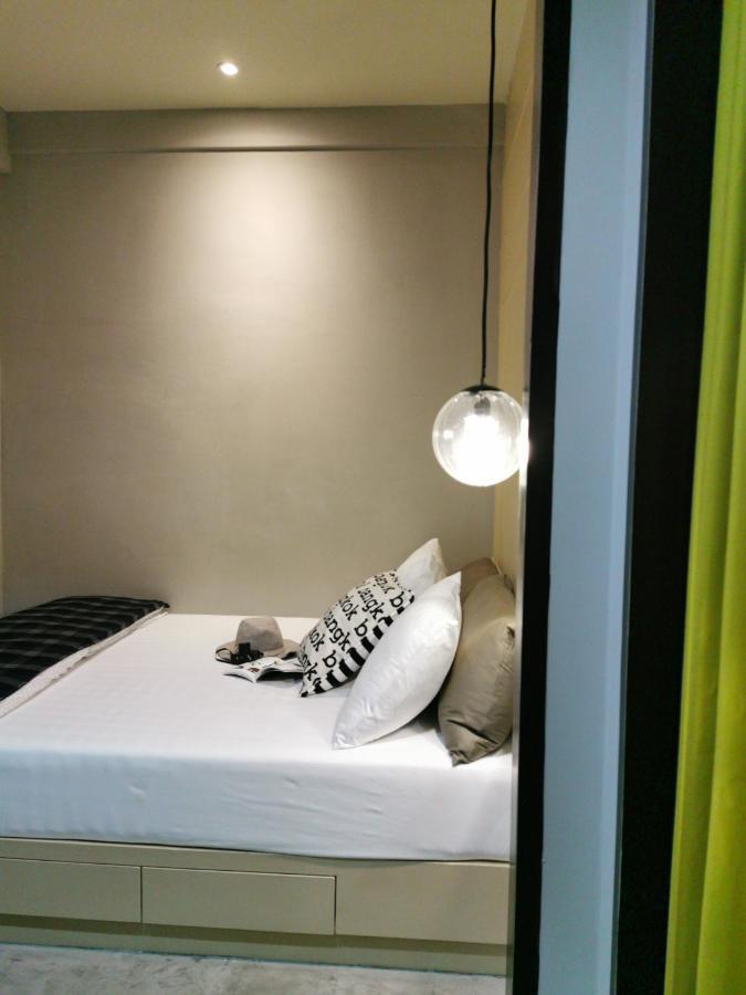 Chomm House Bed & Breakfast Bangkok Exterior photo