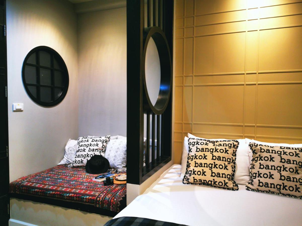 Chomm House Bed & Breakfast Bangkok Exterior photo